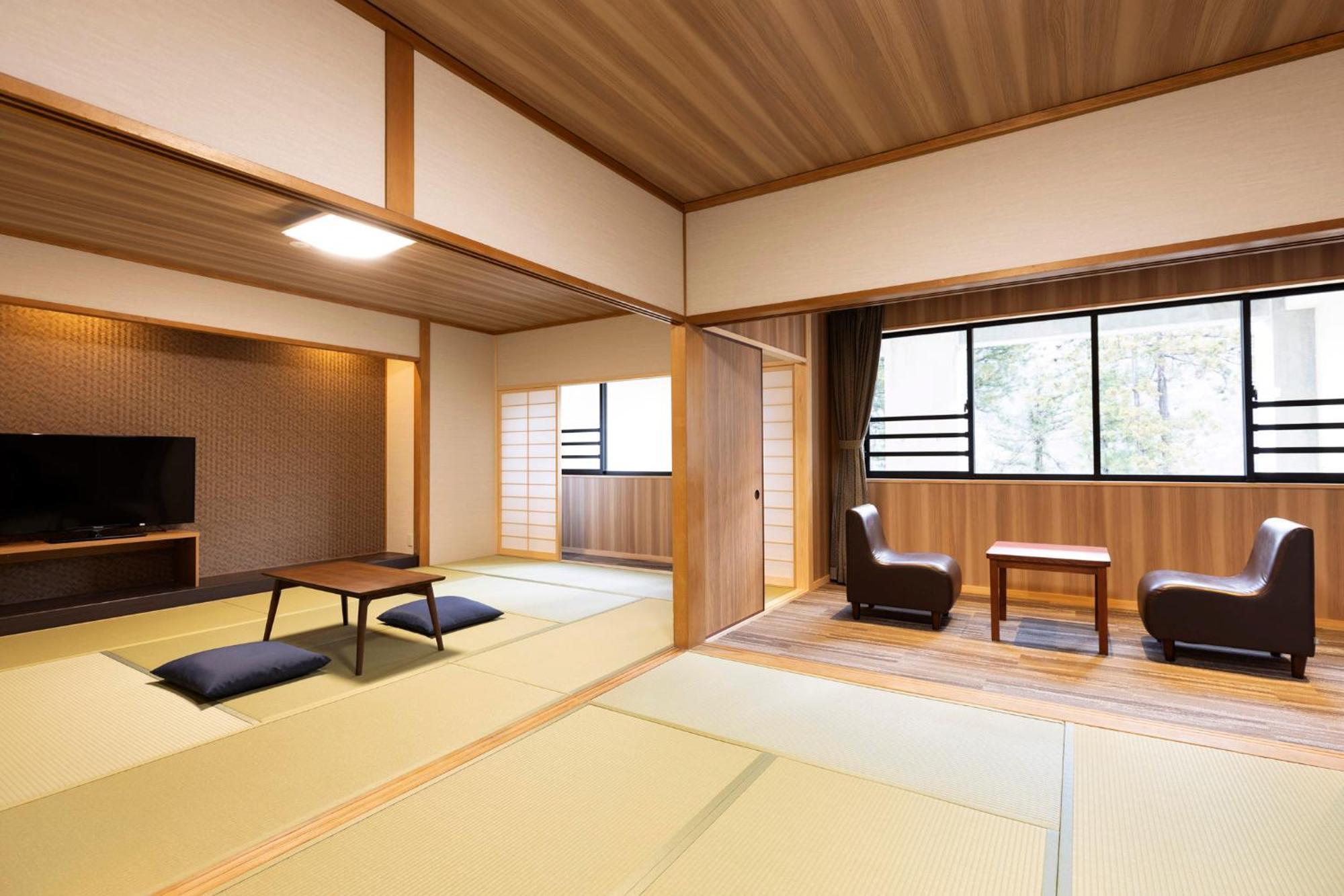 Ooedo Onsen Monogatari Premium Yamanaka Grand Hotel Kaga  Exterior foto